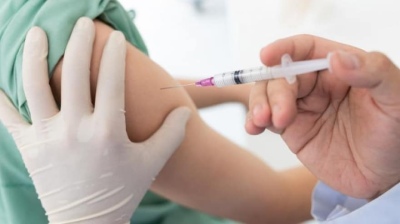 Se espera vacunar &quot;tres millones de personas por mes&quot; en la provincia