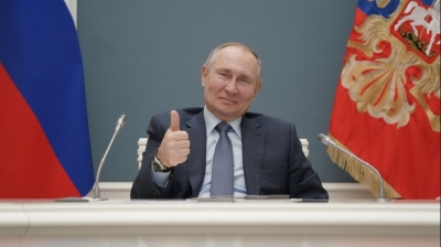 Putin anunció envíos regulares de vacunas Sputnik V a Argentina