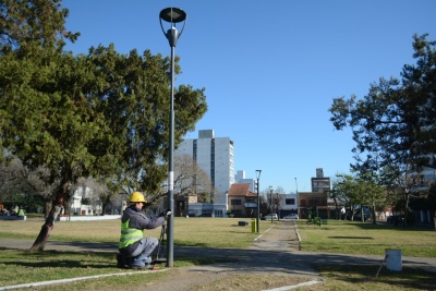 Avanzan las obras de luminarias led en las Plazas del Municipio